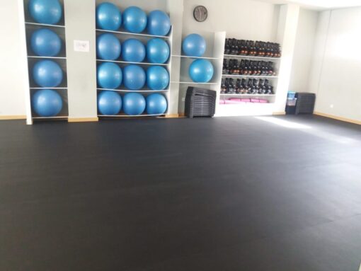 Suelo de caucho en rollo para gimnasio