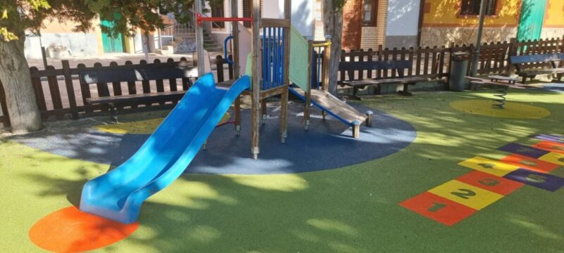 Parques infantiles  Suelosport suelos infantiles y deportivos