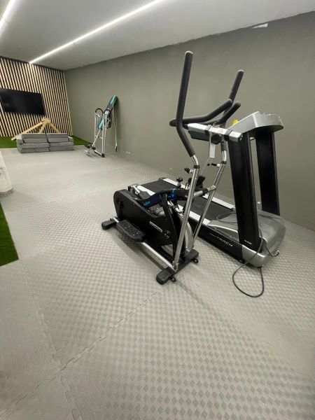 gimnasio en casa con tatamis