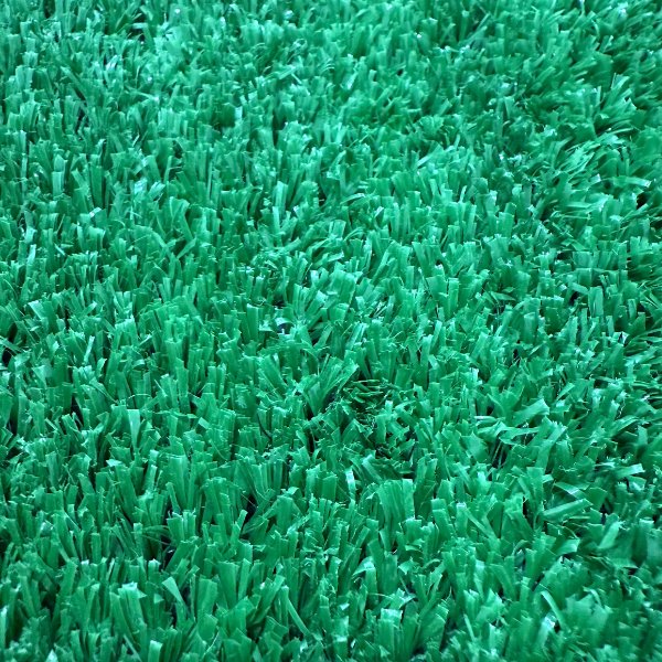 Césped artificial verde